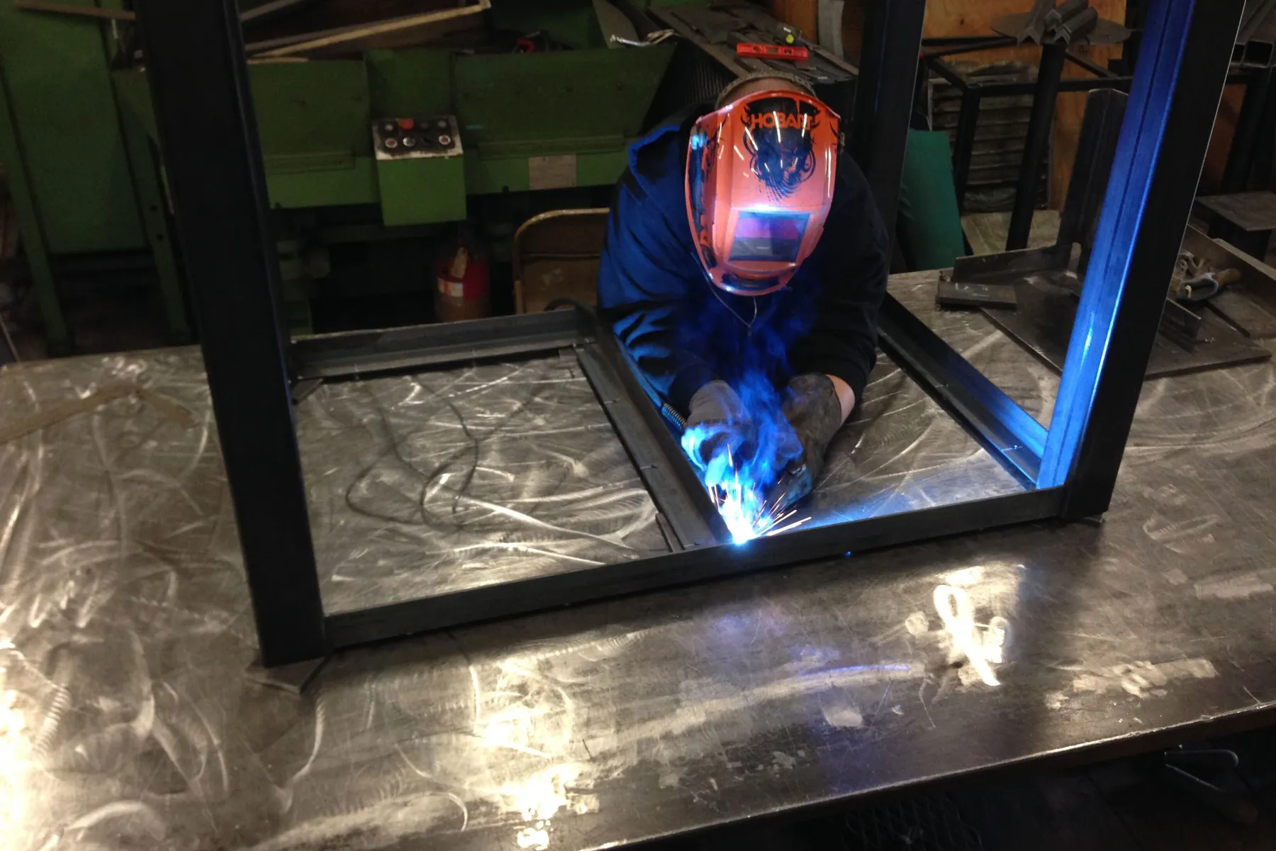 Custom steel shop Icon Modern