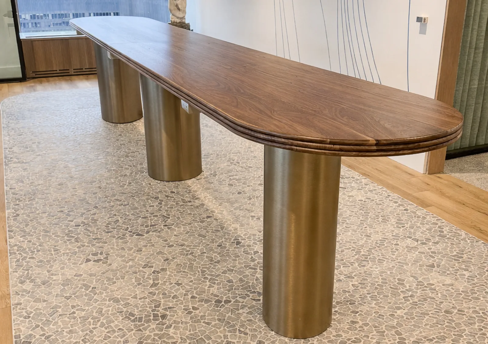 Triple bullnose pill shaped wood table drumb bases