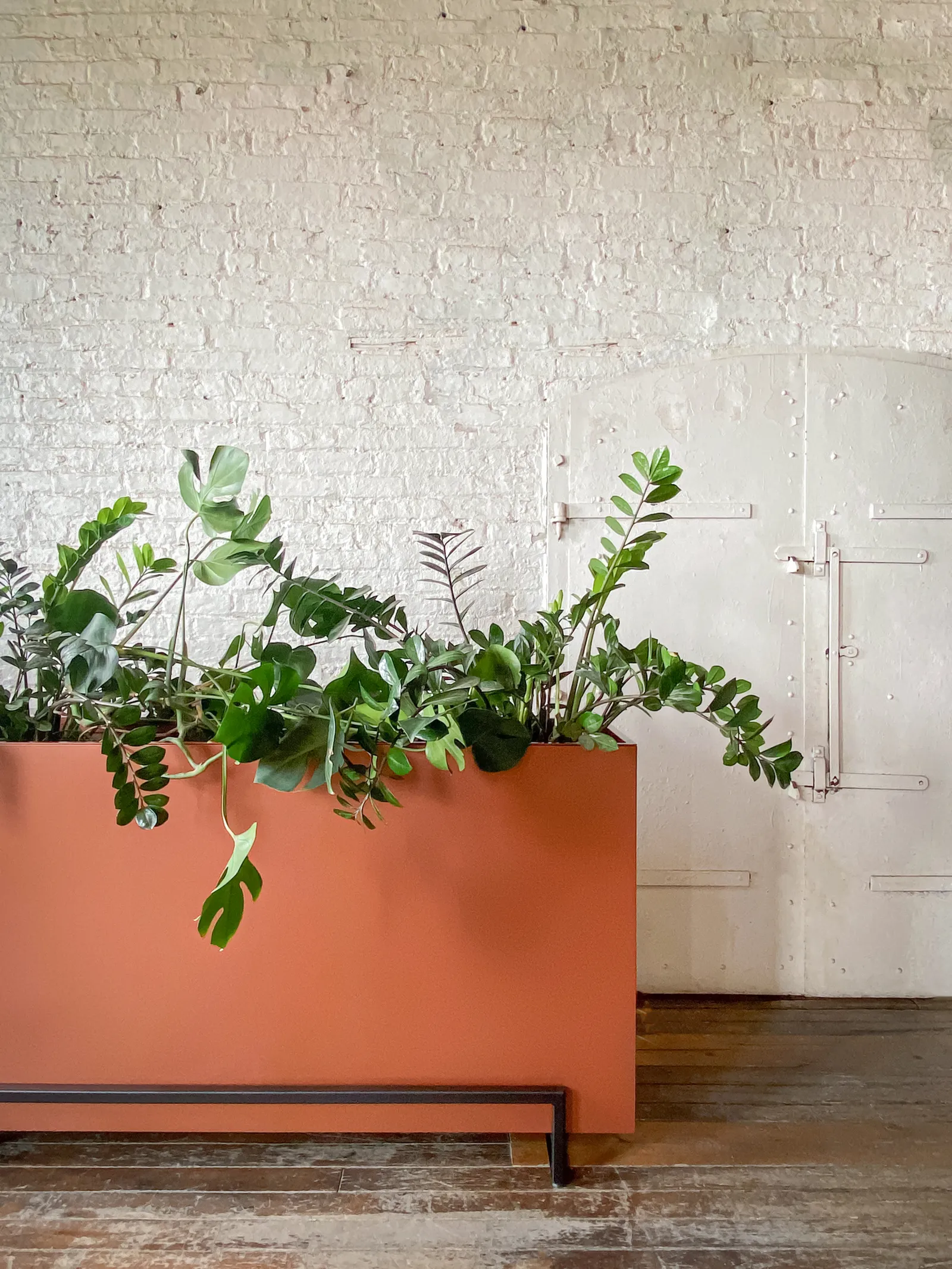 Custom steel planter by Icon Modern